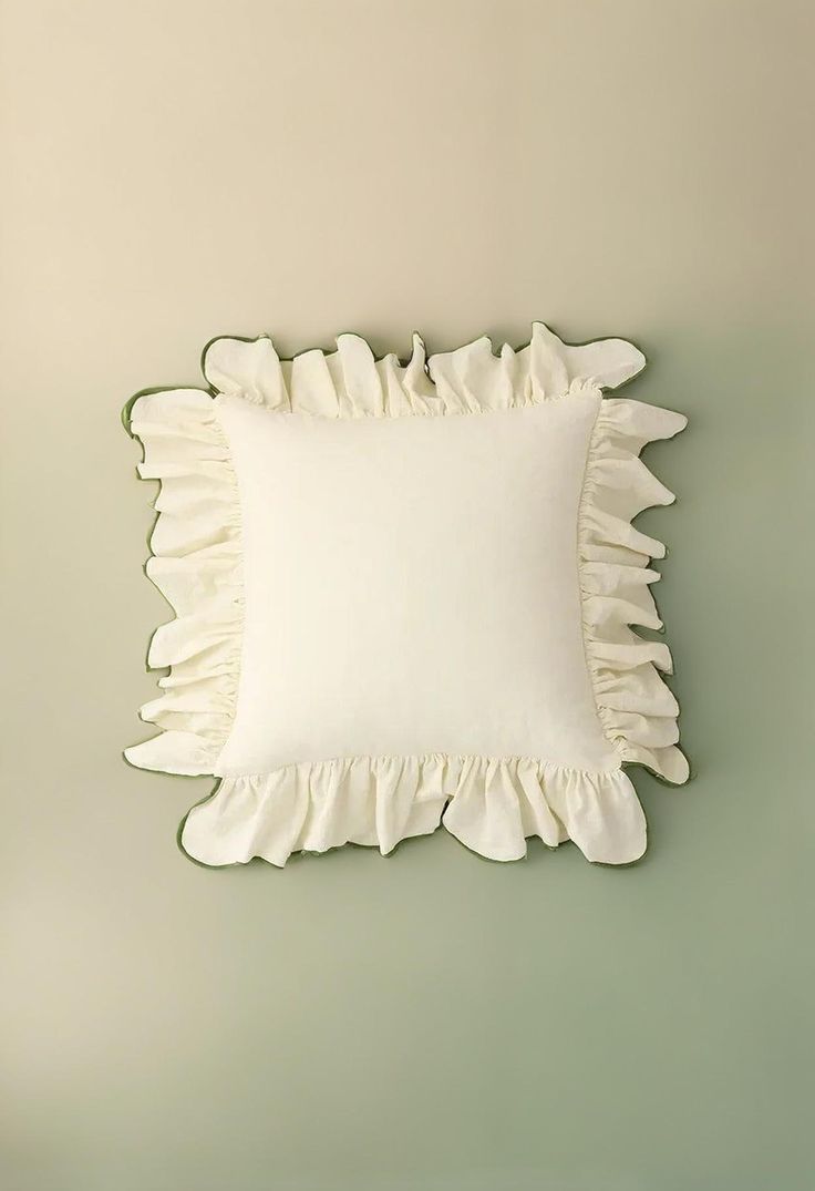 Cotton Cushion Cover with Ruffle Edge for Square Pillows