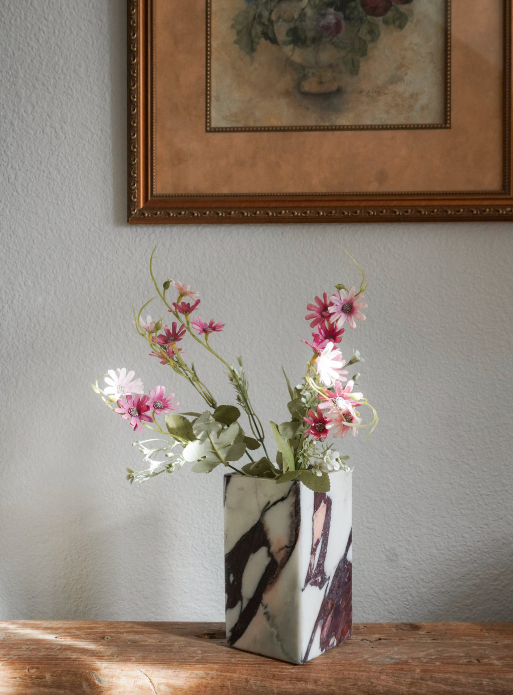Marble Vase Set in Two Sizes with Rectangular Design